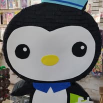Piñata temática de pingüino